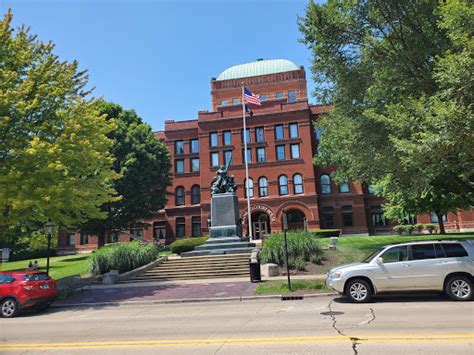 Tourist Attraction «Kane County Courthouse», reviews and photos, 100 S ...