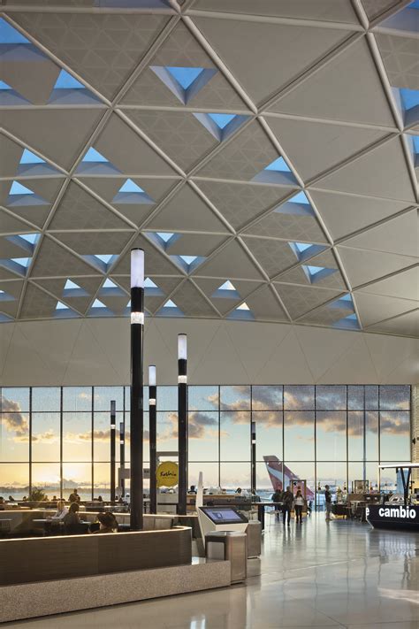 Sydney International Airport | Builtworks