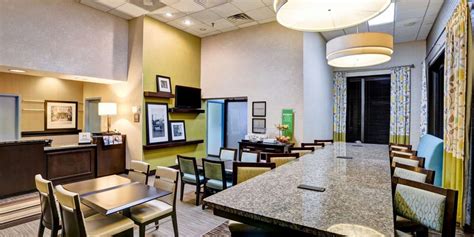 Hampton Inn Norfolk Naval Base (Norfolk, VA): What to Know BEFORE You Bring Your Family