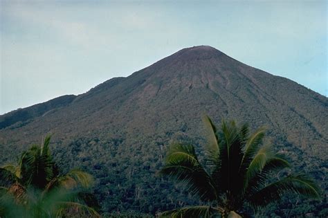 Global Volcanism Program | Image GVP-00930