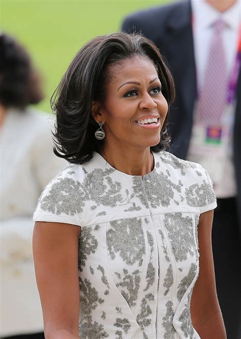 Michelle Obama’s Best Hairstyles | StyleCaster