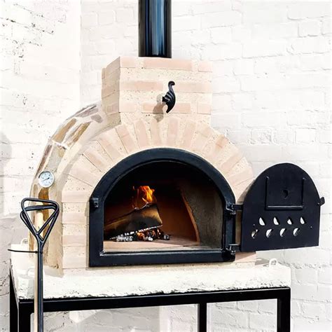 Fuego Stone 70 – Hand-made Outdoor Pizza Oven - - BBQ Smokers