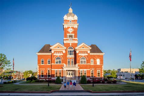 monroe-county-courthouse-1500654112 - The Georgia Trust