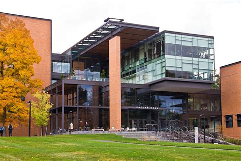 Foster School of Business, University of Washington, USA – Edu | Simplified