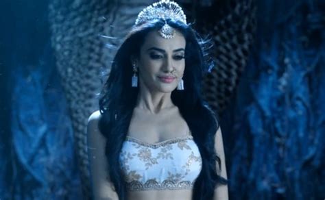 Naagin 3 written update: Bela joins hands with Vish; her true identity will shock you - India Today