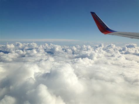 File:Airplane Window View 3 2013-04-01.jpg - Wikimedia Commons