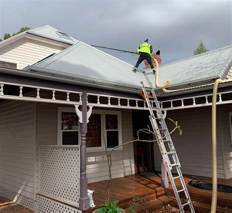 Gutter Cleaning Perth | Vacuum Gutter Cleaning | Gutter Guard Installation Perth