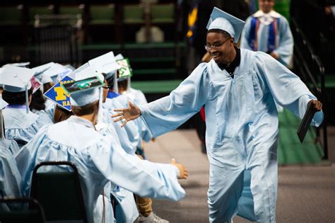 Outdoor graduations on tap at Ann Arbor’s 3 largest high schools - mlive.com