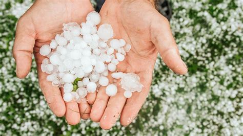 Granizo: cómo se forma, cuánto llega a medir y cómo prevenir daños