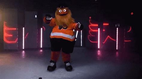 Gritty Flyers Mascot GIF - Gritty FlyersMascot PhiladelphiaFlyers - Discover & Share GIFs