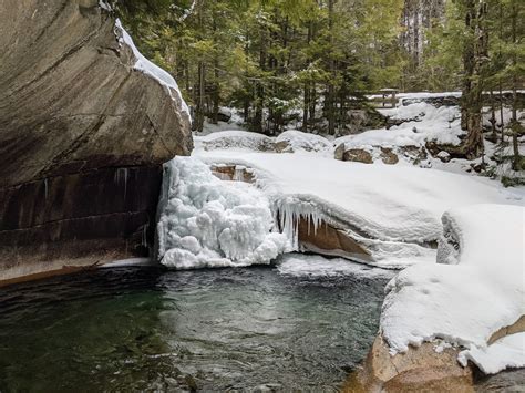 4 Gorgeous Winter Hikes in Franconia Notch State Park — sightDOING