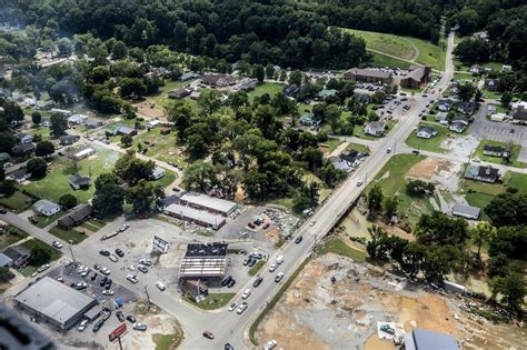 At least 21 dead in flooding in US state of Tennessee - France 24