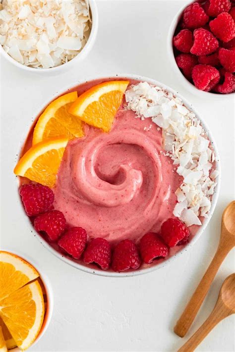 17 Best smoothie bowl recipes that'll keep you full for long - juelzjohn