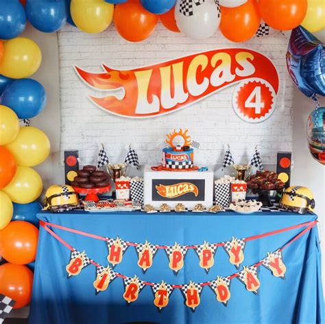 Fête Hotwheels, Hotwheels Birthday Party, Race Car Birthday Party, Race ...