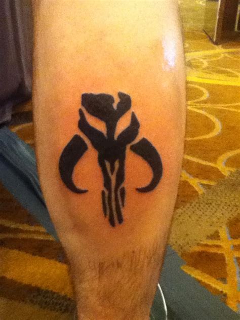 My first ink: Mandalorian Mythosaur skull, done by Justin Webb of Age ...