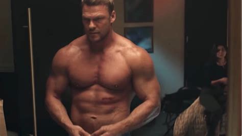 Reacher Season 2: What Is Alan Ritchson’s Workout Routine & Plan?