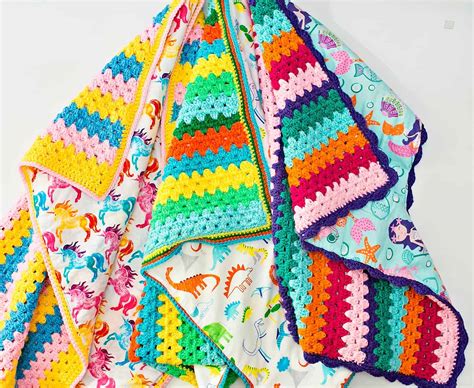 HANDMADE REVERSIBLE CROCHET BLANKETS FOR KIDS - hello, Wonderful