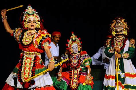 Resultado de imagen de tenkutittu yakshagana | Indian classical dance, Folk dance, Indian ...