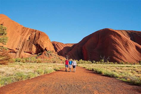 Uluru Hiking Trail, Yulara