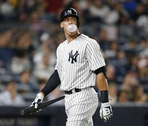 Yankees rookie outfielder Aaron Judge has superstar's stats but not the ego