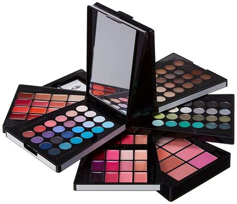 Best Makeup Kit in All Sizes You Could Possibly Want - MBGON