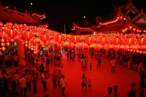 Thean Hou Temple - Largest Chinese Temple in South East Asia