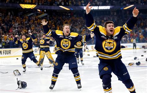 Quinnipiac wins 2023 DI men's ice hockey national championship off OT ...