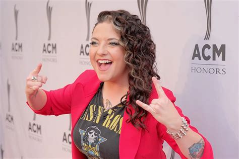 If Ashley McBryde Wins at the 2019 Grammys, She'll Get a Tattoo