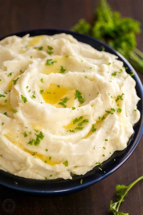 Creamy Mashed Potatoes Recipe - NatashasKitchen.com