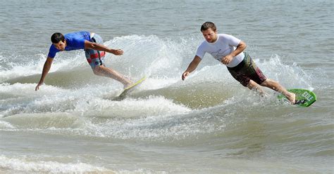 What can you do on Dewey Beach?