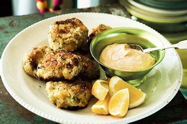 Smoked kahawai fishcakes with chipotle mayo - NZ Herald | สูตรอาหาร