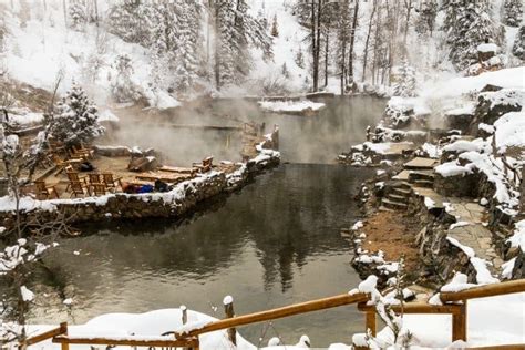 Strawberry Hot Springs in Steamboat (First Timer's Guide)