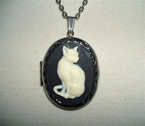 CAT CAMEO Necklace Locket Pendant Ivory Color Cat On A Black Background ...