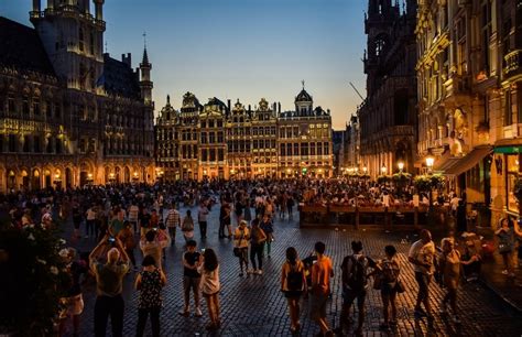 Brussels adopts a Nightlife charter