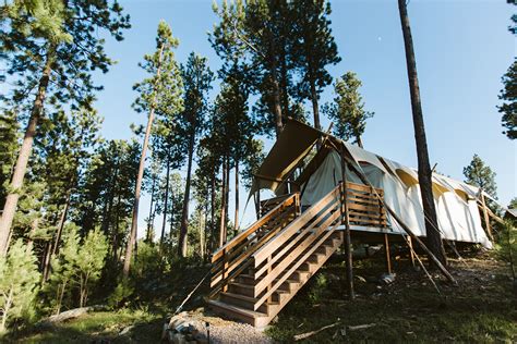 Under Canvas: Glamping Comes to the Northeast - VUE magazine