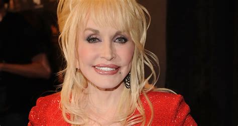 Dolly Parton Denies Stomach Cancer Rumors - Videos - Metatube