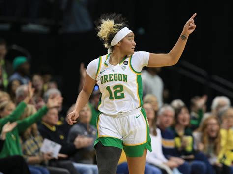 Oregon transfer Te-Hina Paopao commits to Dawn Staley, South Carolina ...