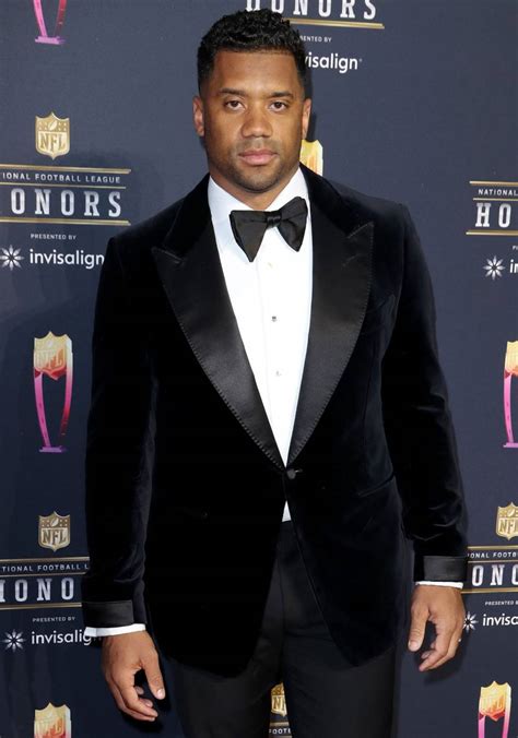 Russell Wilson’s Spends $1 Million on Football ‘Lifestyle,' Fitness ...