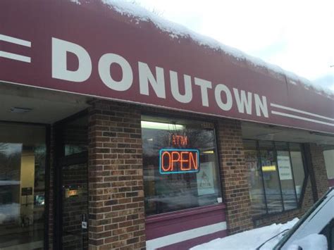 DONUTOWN, Redford - Restaurant Reviews, Photos & Phone Number - Tripadvisor