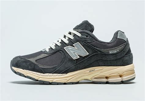 New Balance 2002R M2002RHO Grey Suede | SneakerNews.com