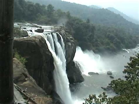 Athirapally waterfalls - Valparai to Chalakkudy Road - Kerala - YouTube