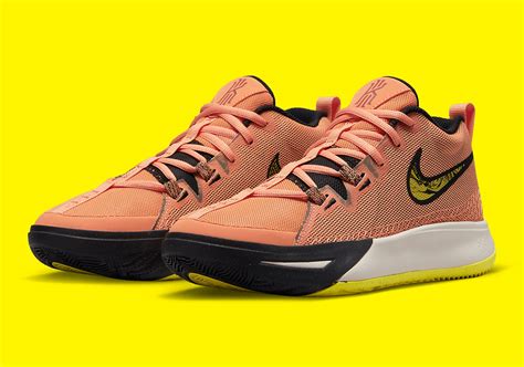 Nike Kyrie Flytrap 6 GS Orange Yellow DQ8094-800 | SneakerNews.com