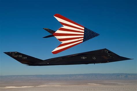 F-117 Nighthawk stealth fighter - Aviation Report - ENG