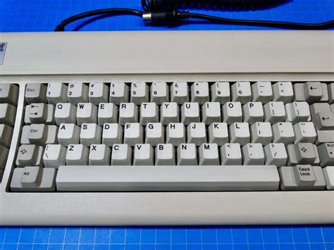 1984 IBM PC XT original keyboard 13-7-84 (83-key) – ClickyKeyboards