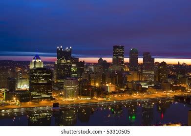 201 Pittsburgh skyline sunrise Images, Stock Photos & Vectors ...