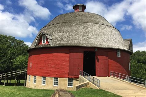 Farm history at Ryan’s Round Barn | Illinois Times