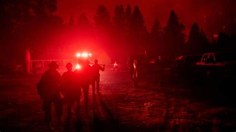 Caldor Fire: California firefighters race to save Lake Tahoe homes