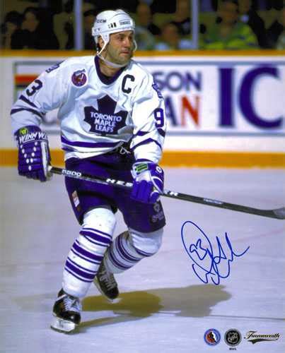 Doug Gilmour autographed 8x10 Photo (Toronto Maple Leafs)