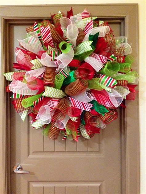 Pin by Katie Mire on Wreaths | Deco mesh christmas wreaths, Christmas mesh wreaths, Christmas ...