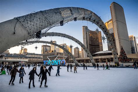 The 7 Best Ice Skating Rinks in Toronto